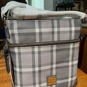 DOONEY & BOURKE COATED COTTON CROSSBODY/SHOULDER